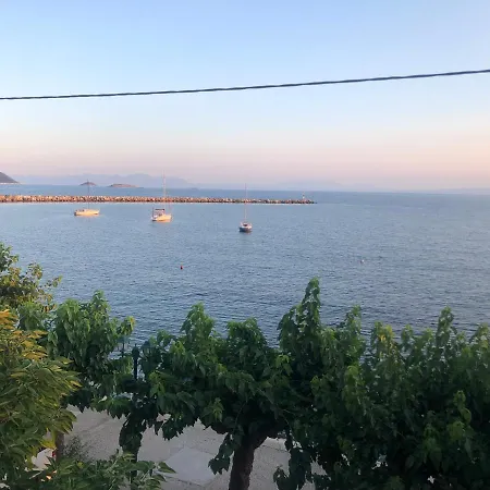 아파트 Jonny O, By The Sea Loutraki (Skopelos)